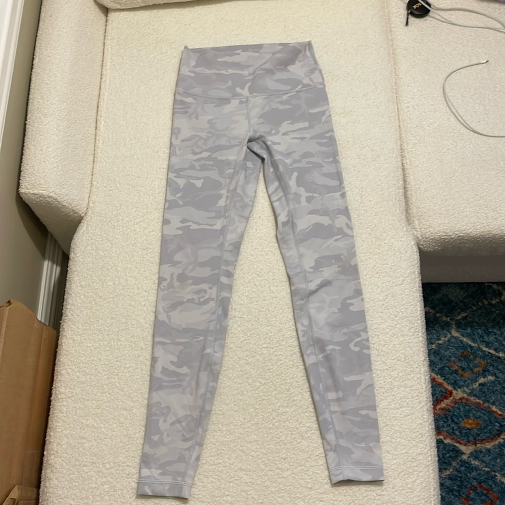 Lululemon wunderunder incognito camp jacquard alpine white starlight